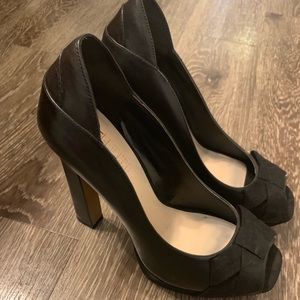 MRKT High Heels ready for a night out!